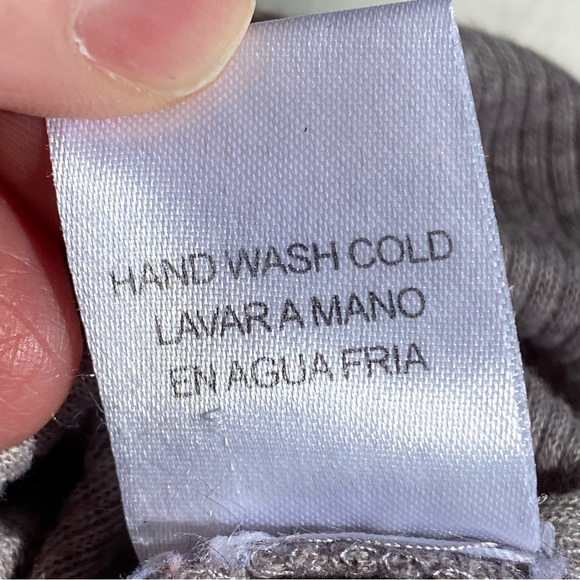 Ellison V-Neck Tunic - Picture 8 of 10